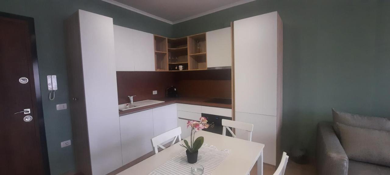 Flower Apartment Tirana Exterior photo